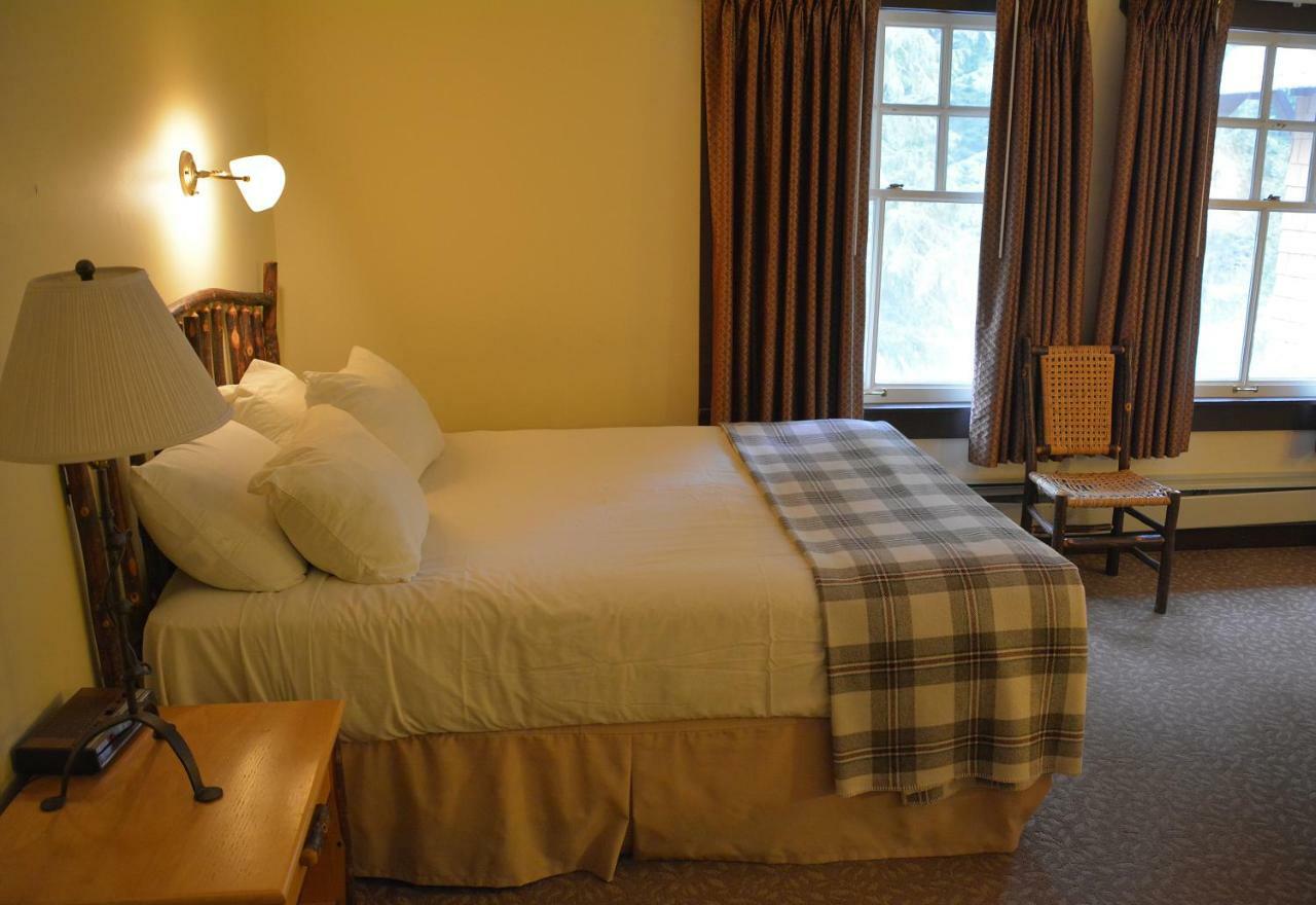 National Park Inn Longmire Exterior photo